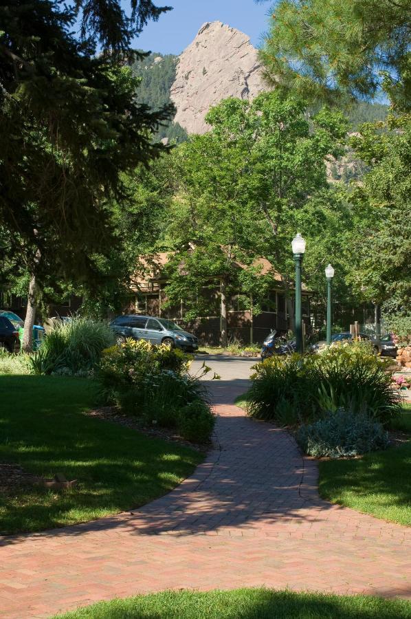 Colorado Chautauqua Cottages ボウルダー エクステリア 写真